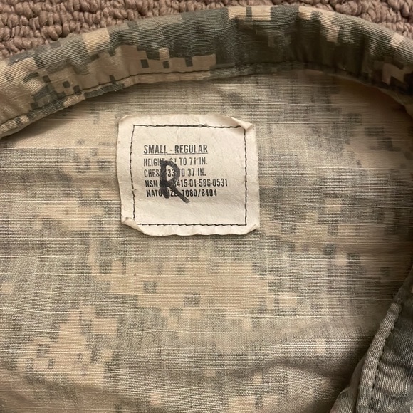 Army Combat Uniform (ACU) Shirt Size Small-Regular - Picture 7 of 15